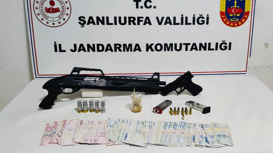 Şanlıurfa’da kesinleşmiş hapis cezası bulunan 2 kişi yakalandı