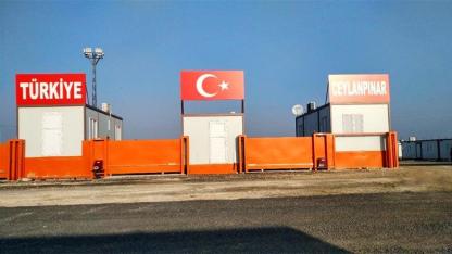 Suriye, iki gümrük kapısını kapatıyor