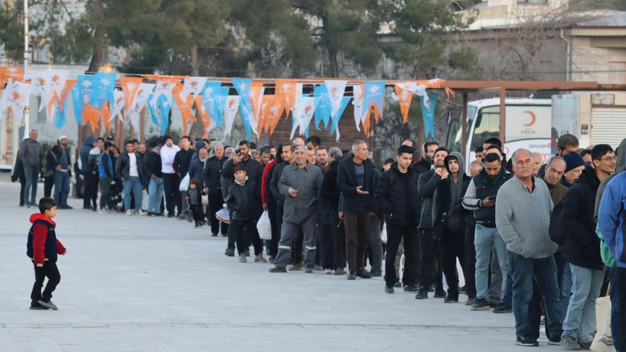 7’den 70’e herkes büyükşehirin iftar çadırlarında buluştu