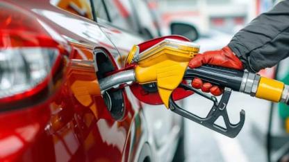 Akaryakıt fiyatlarında eşel mobil sistemi devreye girdi