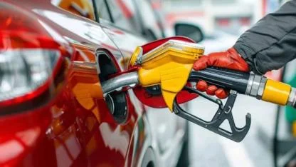 Akaryakıt fiyatlarında eşel mobil sistemi devreye girdi