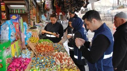 Büyükşehir zabıtasından bayram öncesi gıda güvenliği denetimi