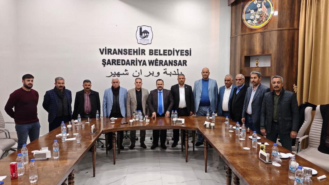 Eş Başkan İnan, belediye meclis üyeleriyle iftarda buluştu