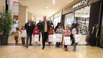 Eyyübiye’de bayram öncesi yetim çocuklara giysi desteği