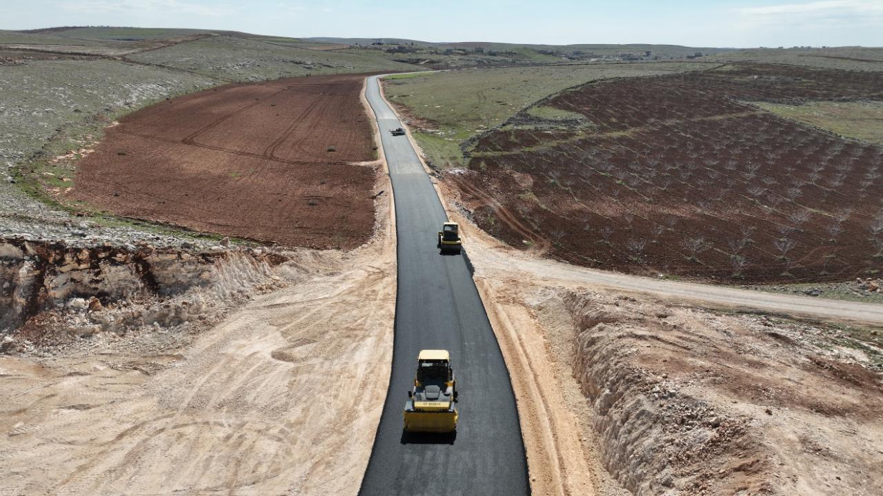 Halfeti–Bozova grup yolundaki asfalt çalışmalarında sona gelindi