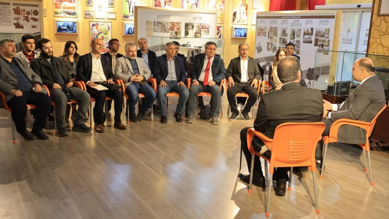 Nihat Çiftçi, medya temsilcileriyle açık oturumda buluştu