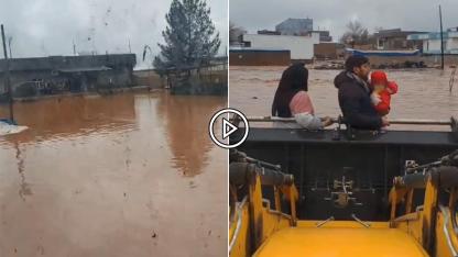 Şanlıurfa'da mahsur kalan aile kepçe ile kurtarıldı