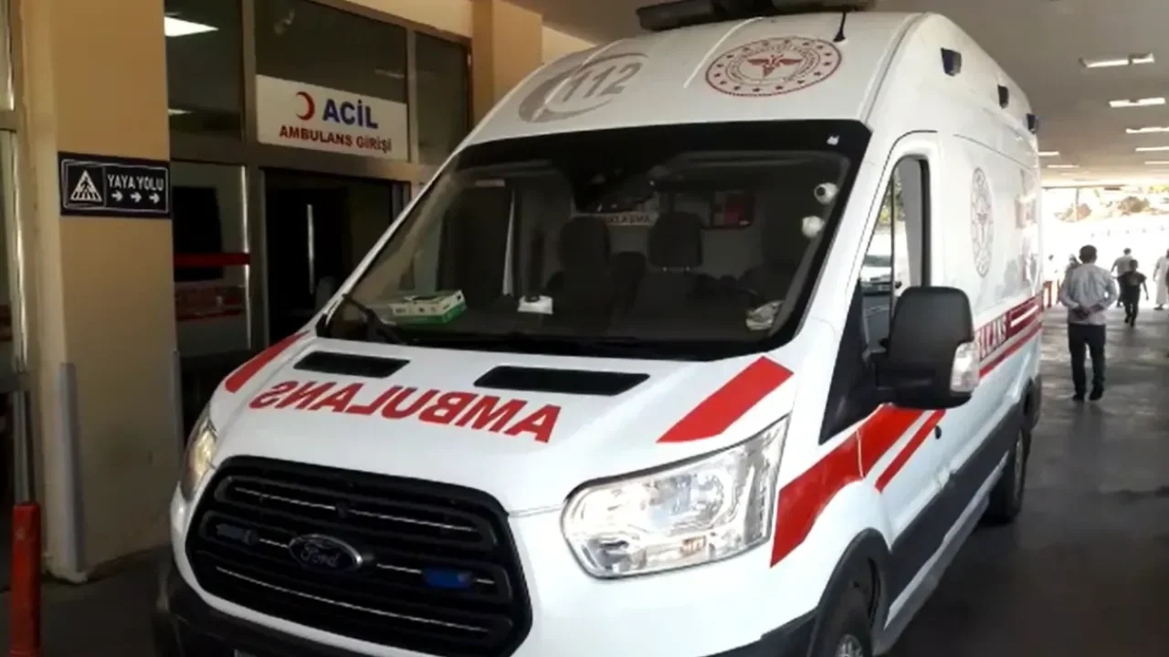 Şanlıurfa’da otomobil ile motosiklet çarpıştı: 2 yaralı