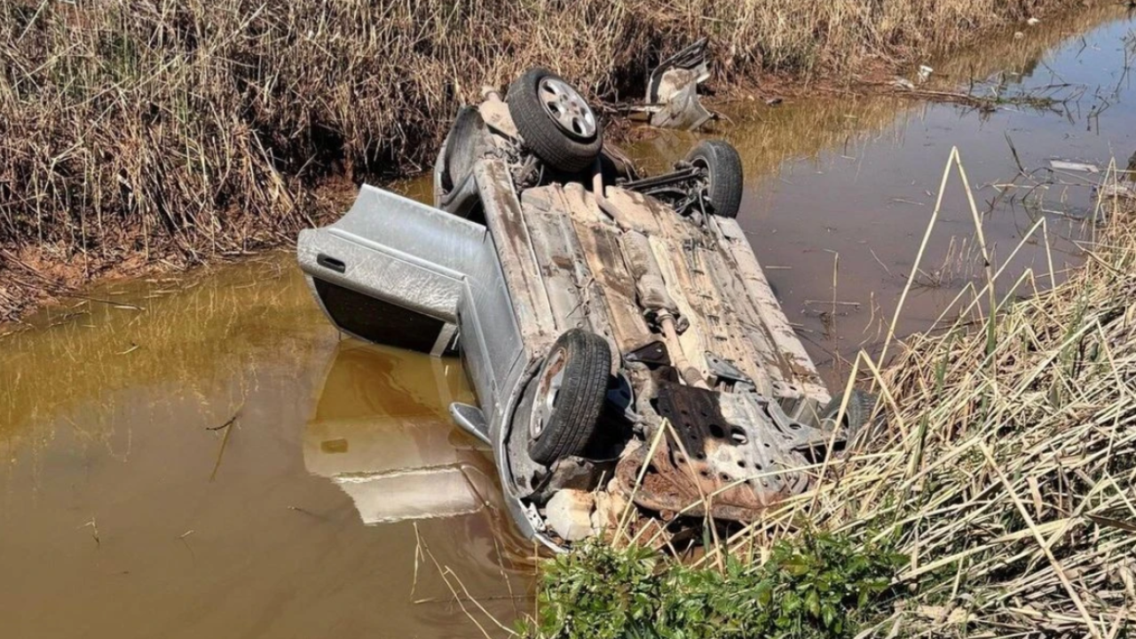 Şanlıurfa’da otomobil tahliye kanalına uçtu: 1 yaralı
