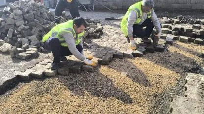 Viranşehir’de yağışın izleri siliniyor, yollar yenileniyor