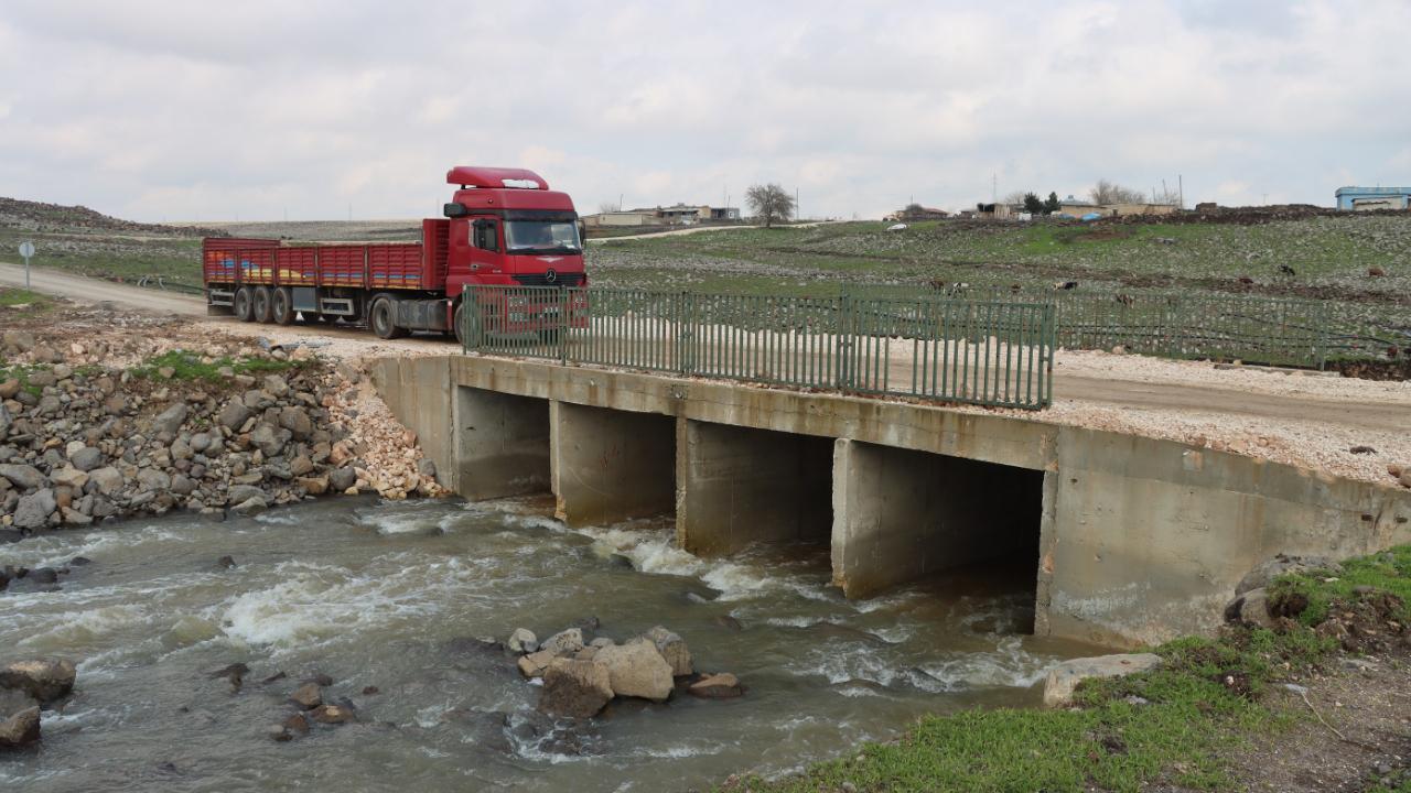 Büyükşehir, Viranşehir’de selin izlerini sildi