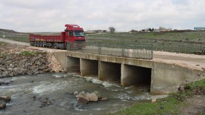 Büyükşehir, Viranşehir’de selin izlerini sildi