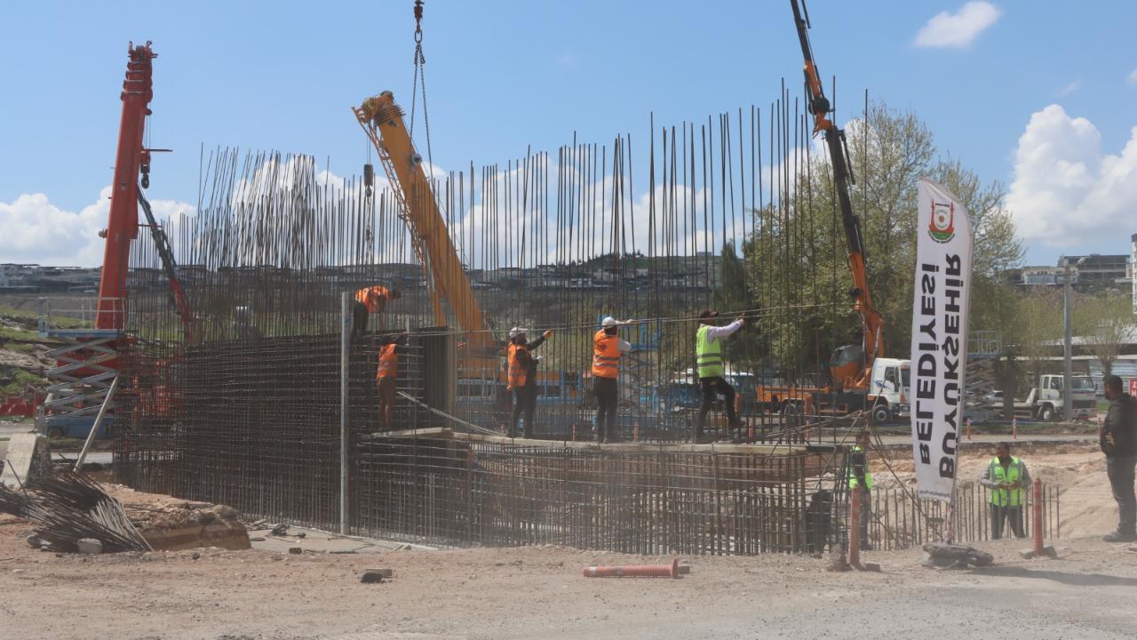 Evren Sanayi Sitesi’nde katlı köprülü kavşak projesinde çalışmalar sürüyor