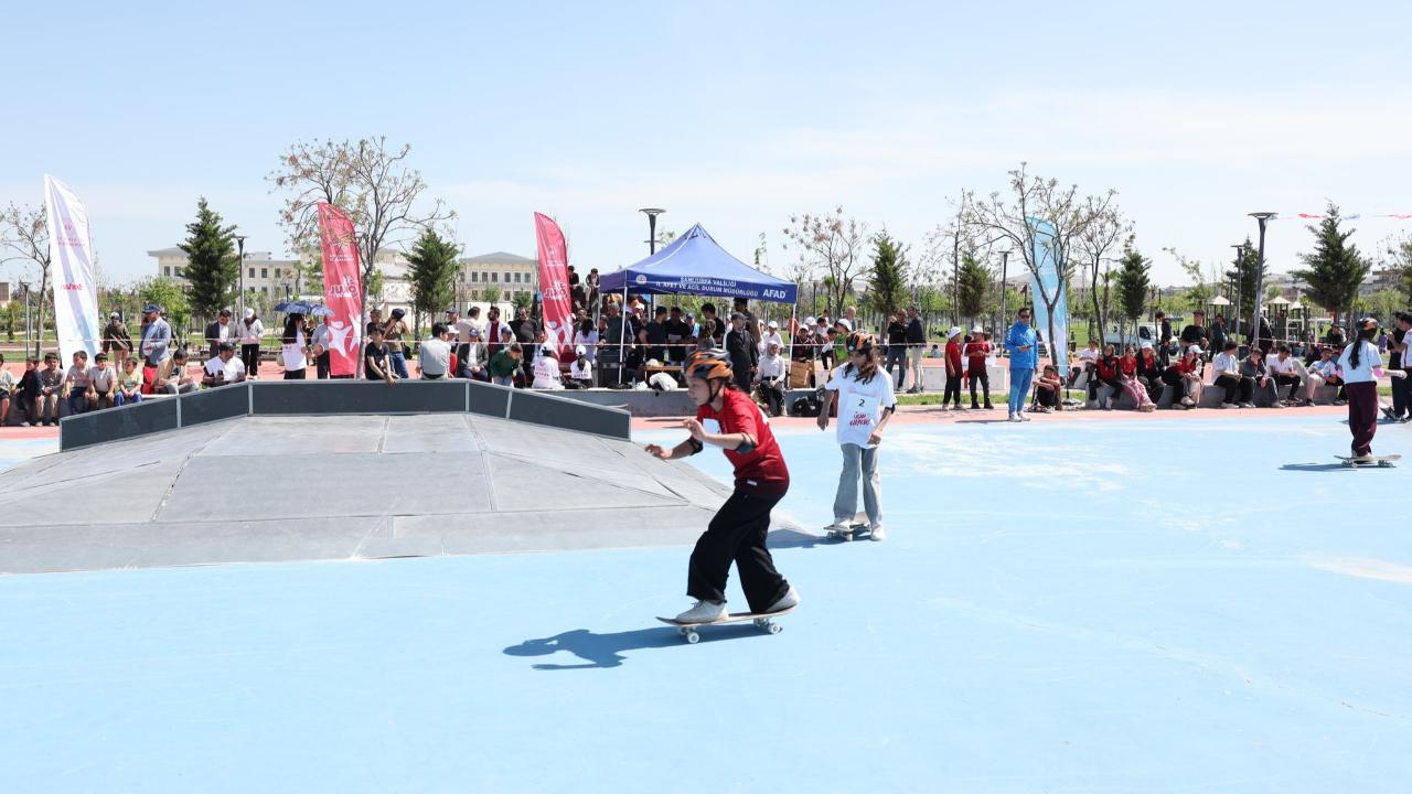 Eyyübiye’de kaykay turnuvası