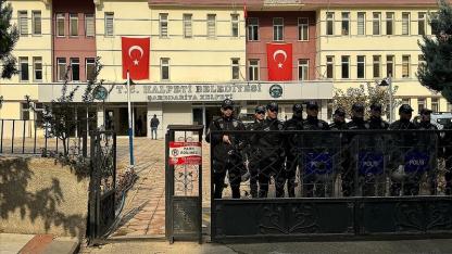 Halfeti Belediyesi'ne şafak operasyonu: Eski belediye başkanı Şeref Albayrak dahil 47 gözaltı!