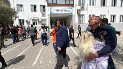 Kahramanmaraş'taki silahlı saldırıda 1 öğretmen, 3 öğrenci hayatını kaybetti