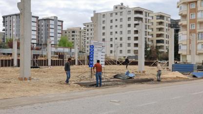 Karaköprü Belediyesinden bir modern semt pazarı daha