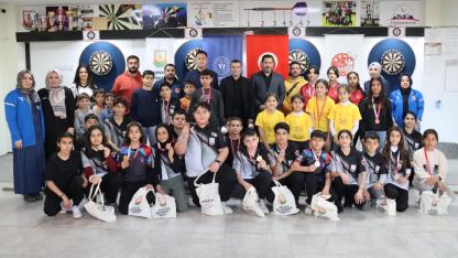 23 Nisan Çocuk Bayramı Dart Turnuvasında ödüller sahiplerini buldu