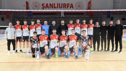 Şanlıurfa Büyükşehir Belediyesi Genç Erkekler Voleybol Takımı filede iddialı