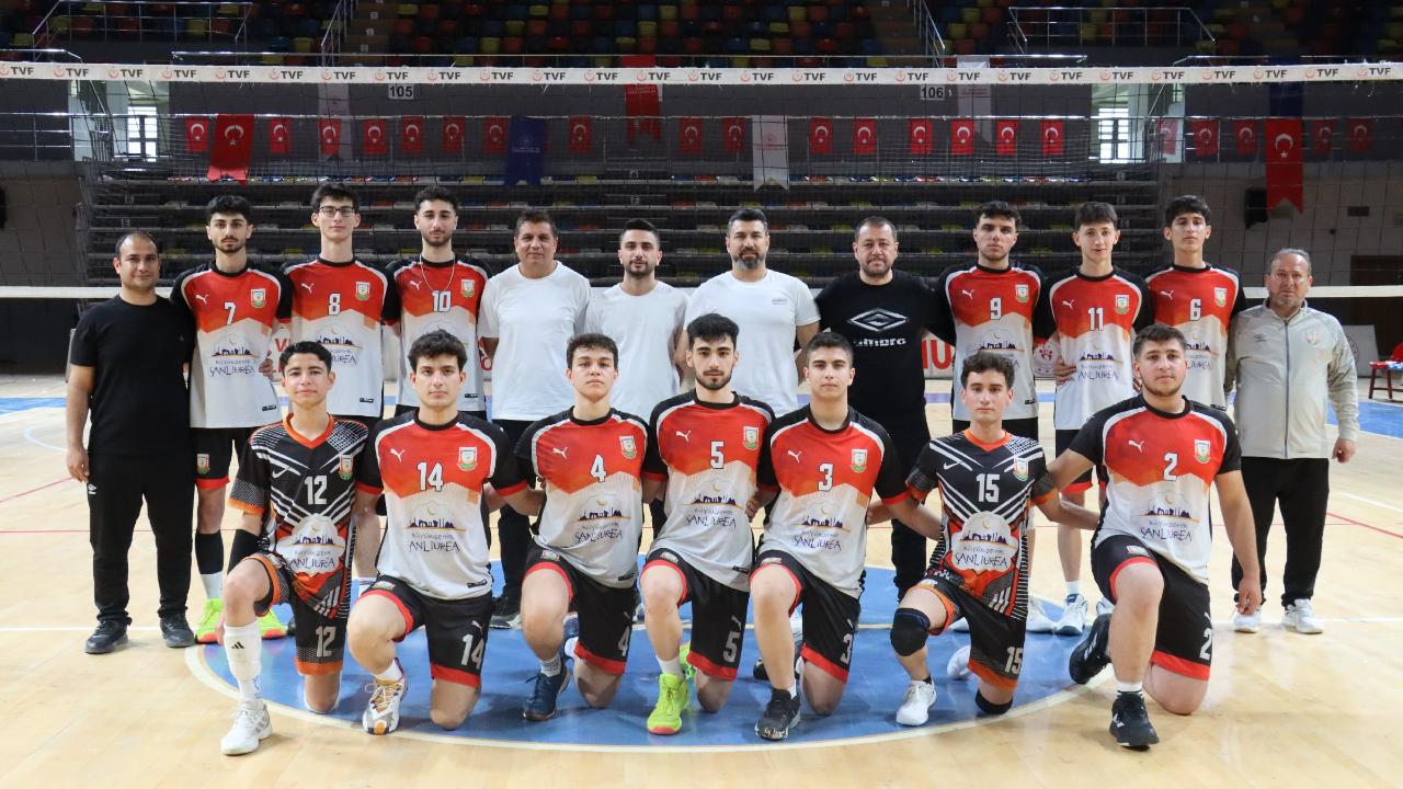Şanlıurfa Büyükşehir Belediyesi Genç Erkekler Voleybol Takımı yarı finale çıktı