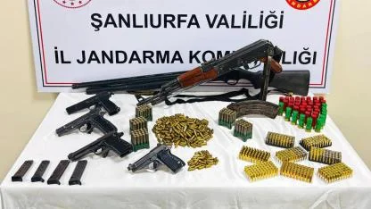 Şanlıurfa'da bir evde cephanelik ele geçirildi