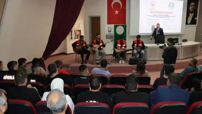 Şanlıurfa’da denetimli serbestlik kapsamındaki vatandaşlar ve sağlık çalışanlarına mini konser