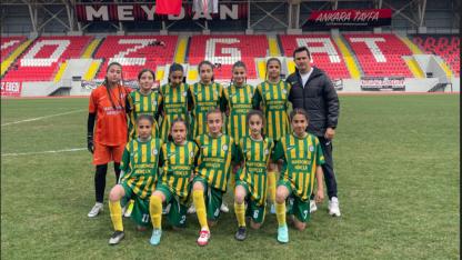 Şehit Mustafa Direkli Ortaokulu Kız Futbol Takımı Türkiye finallerinde!