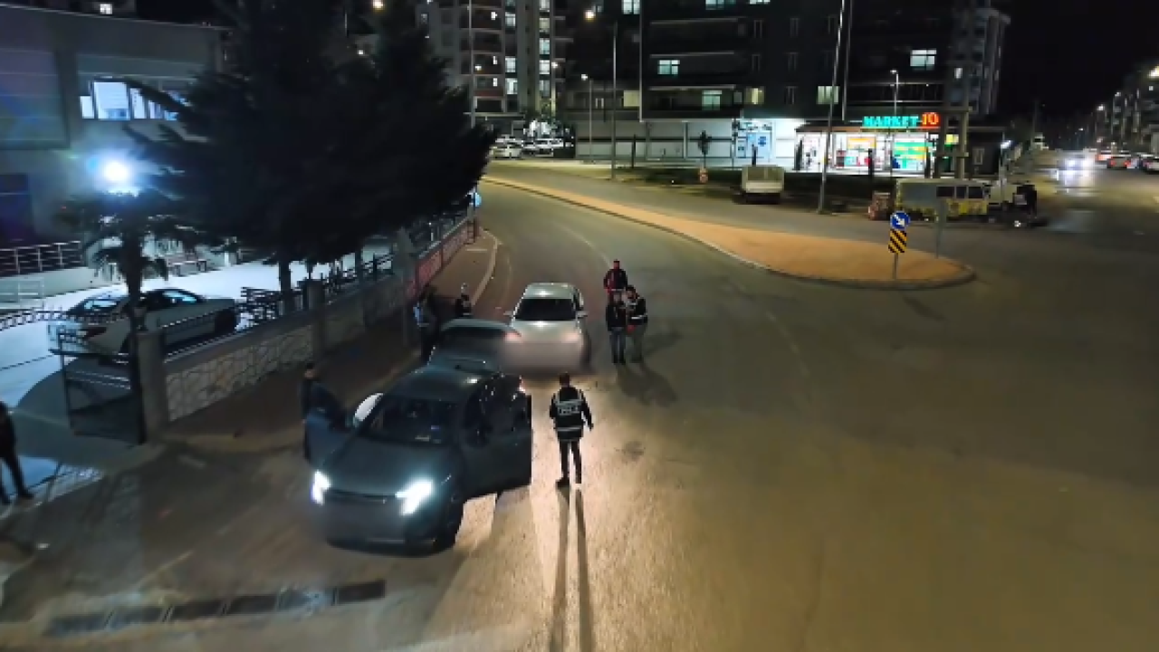 Siverek’te ‘Huzur-63’ uygulaması: Yüzlerce kişi sorgulandı