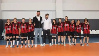 Karaköprü’de voleybol heyecanı başladı!