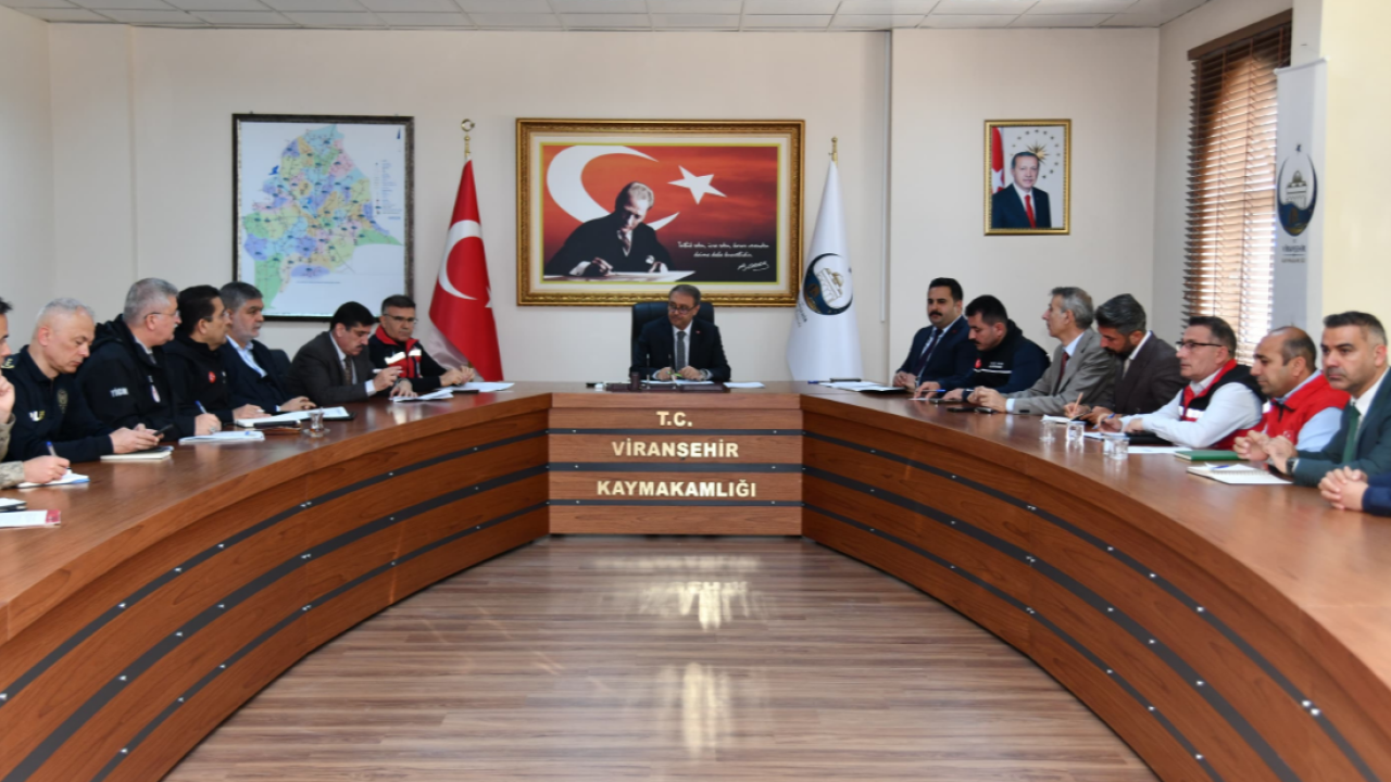 Vali Şıldak: Viranşehir’de çalışmalar sahada aralıksız sürüyor
