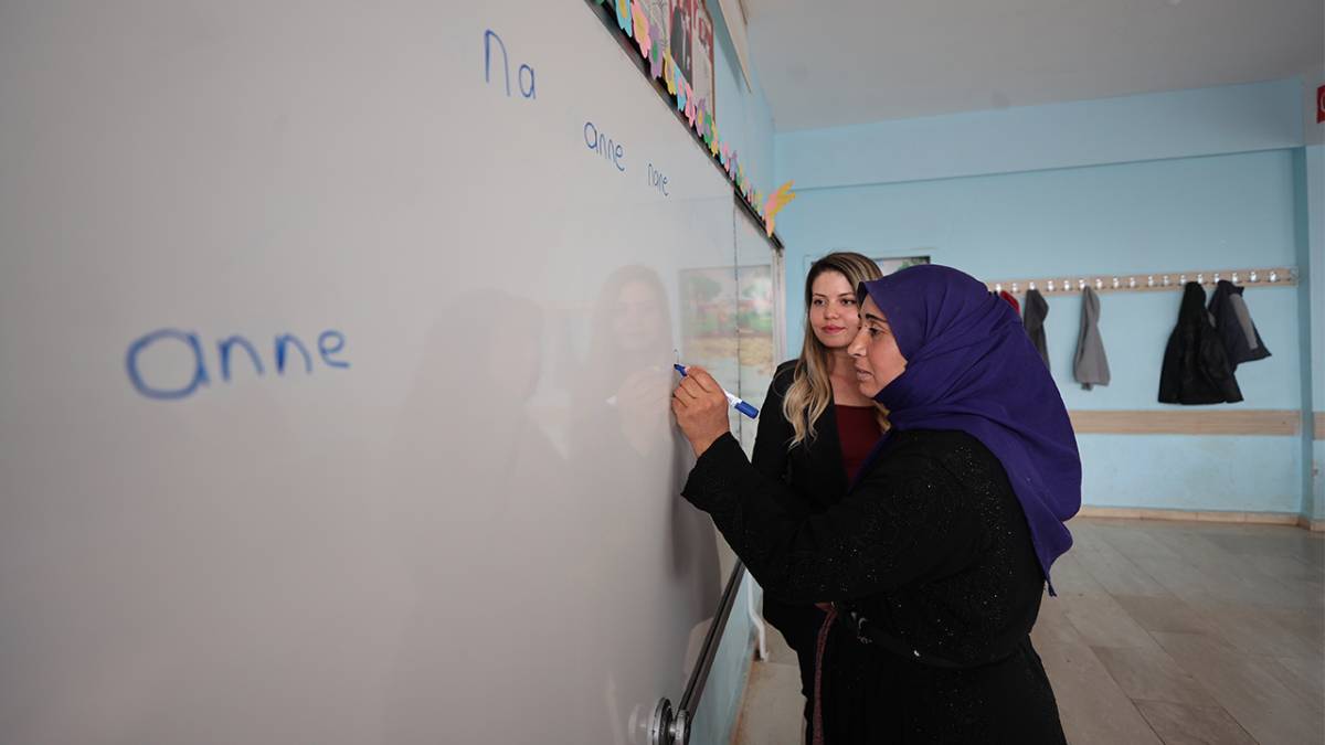 Şanlıurfa'da kadınlar yarım kalan hayallerini gerçekleştiriyor