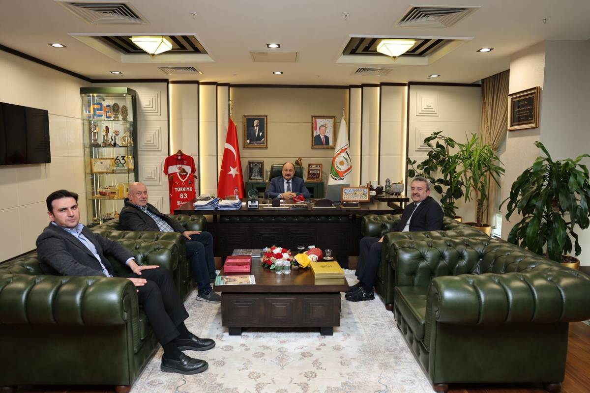 Galatasaray'dan Gülpınar'a ziyaret