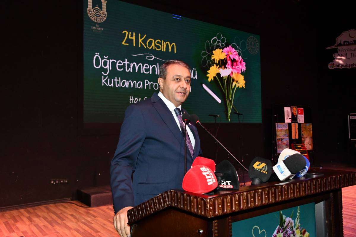 Şanlıurfa'da öğretmenler günü çeşitli etkinliklerle kutlandı