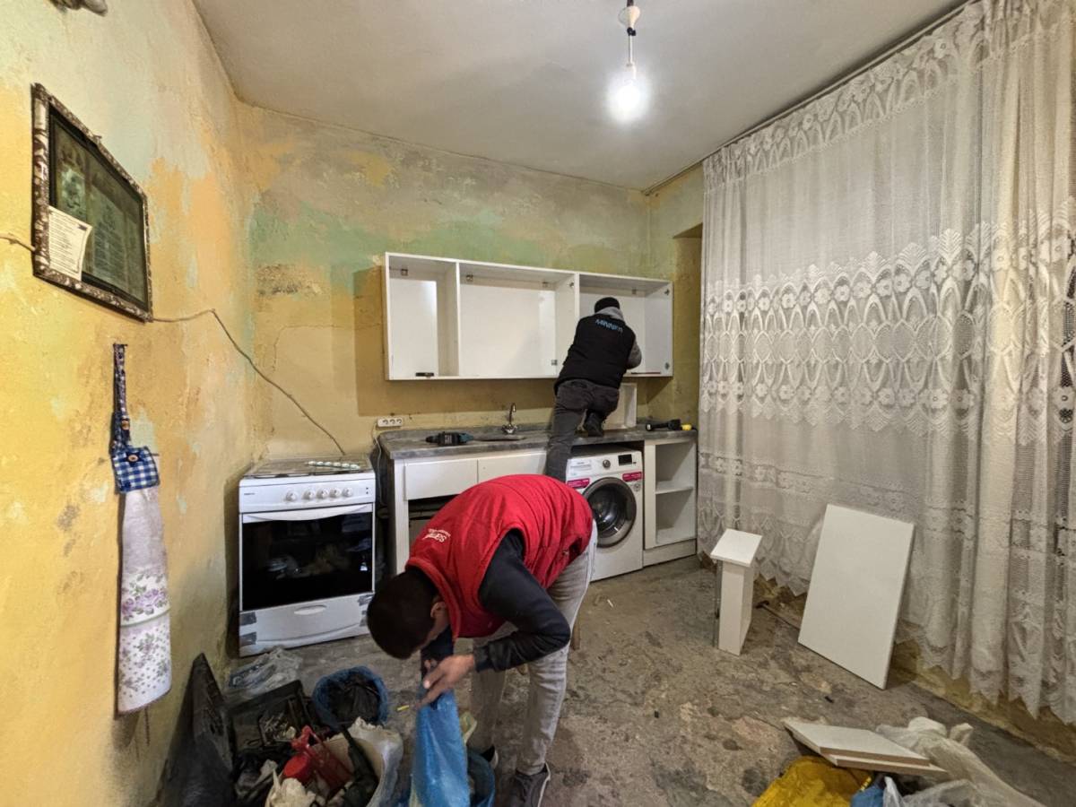 Eyyübiye'de adrese teslim destekler sürüyor