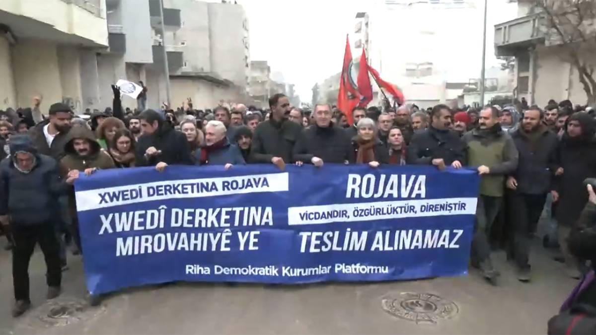 Suruç'ta Rojava protestosuna polis müdahalesi