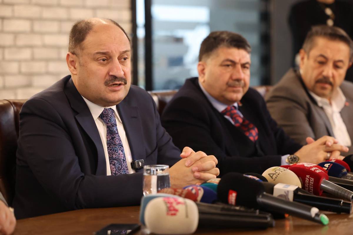 Gülpınar, gazeteciler gününü kutladı