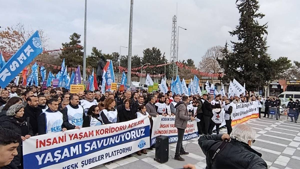 Suruç'ta 'sınır kapısı açılsın' eylemi