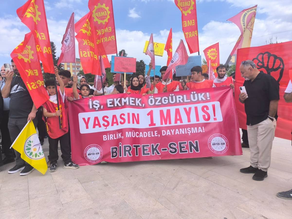 Şanlıurfa'da 1 Mayıs İşçi Bayramı halaylarla kutlandı