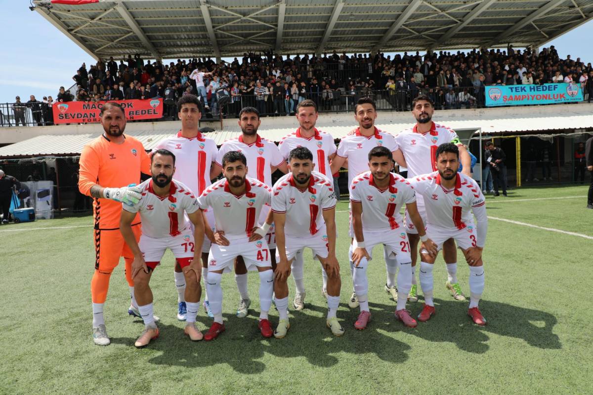 Viranşehir Belediyespor namağlup şampiyon oldu